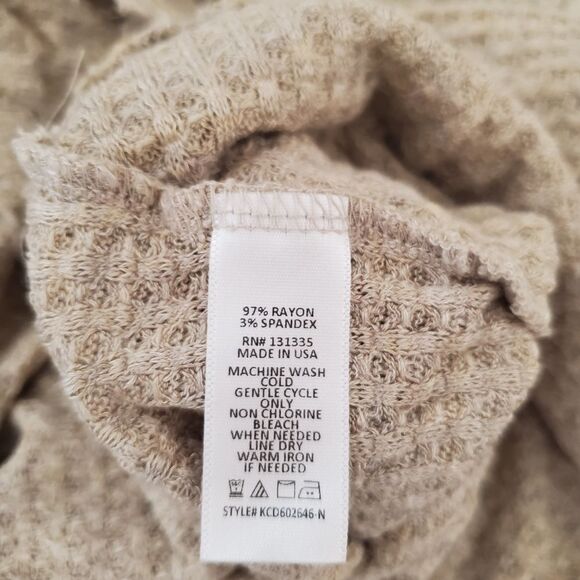 Socialite | Thermal Button Front Shirt - size Small in Oatmeal - Picture 11 of 11